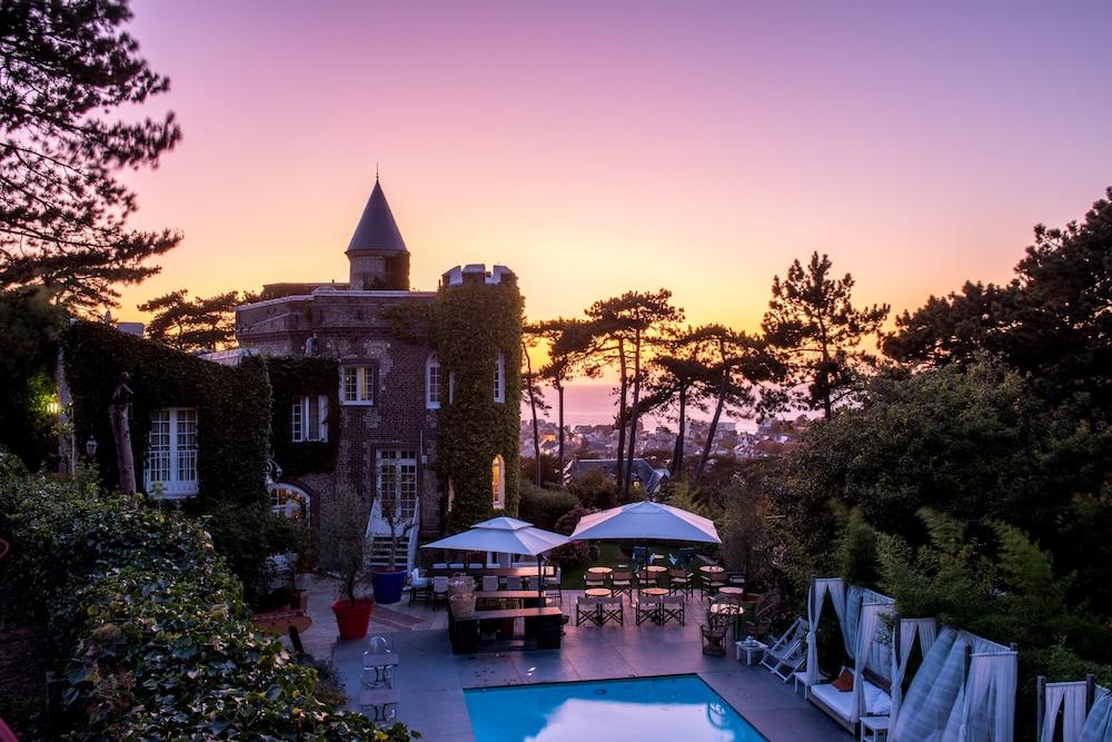 Domaine Saint Clair - Le Donjon Hotel Étretat Exterior foto