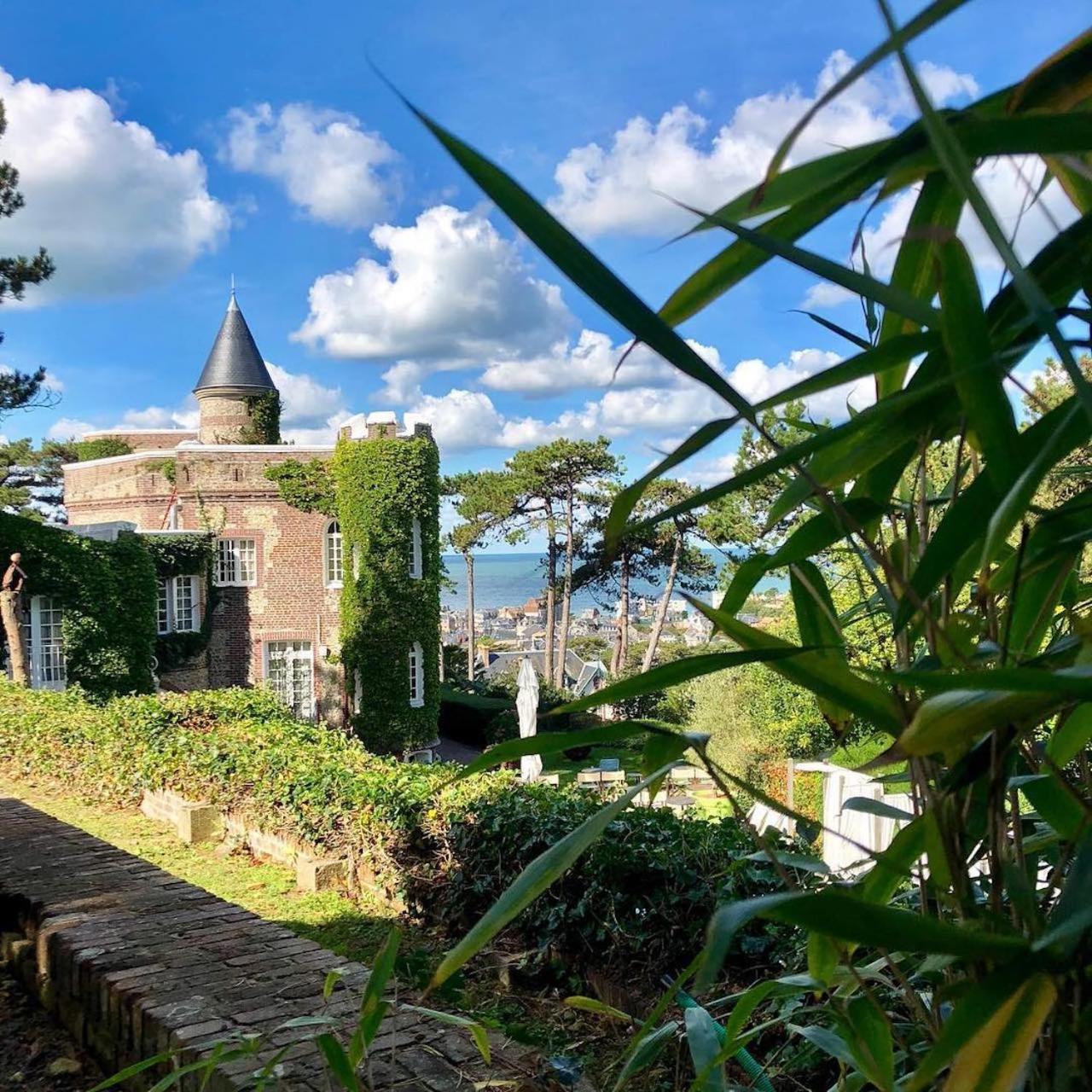 Domaine Saint Clair - Le Donjon Hotel Étretat Exterior foto