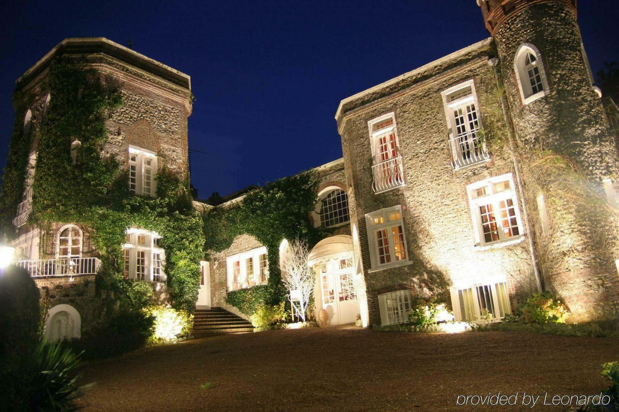 Domaine Saint Clair - Le Donjon Hotel Étretat Exterior foto